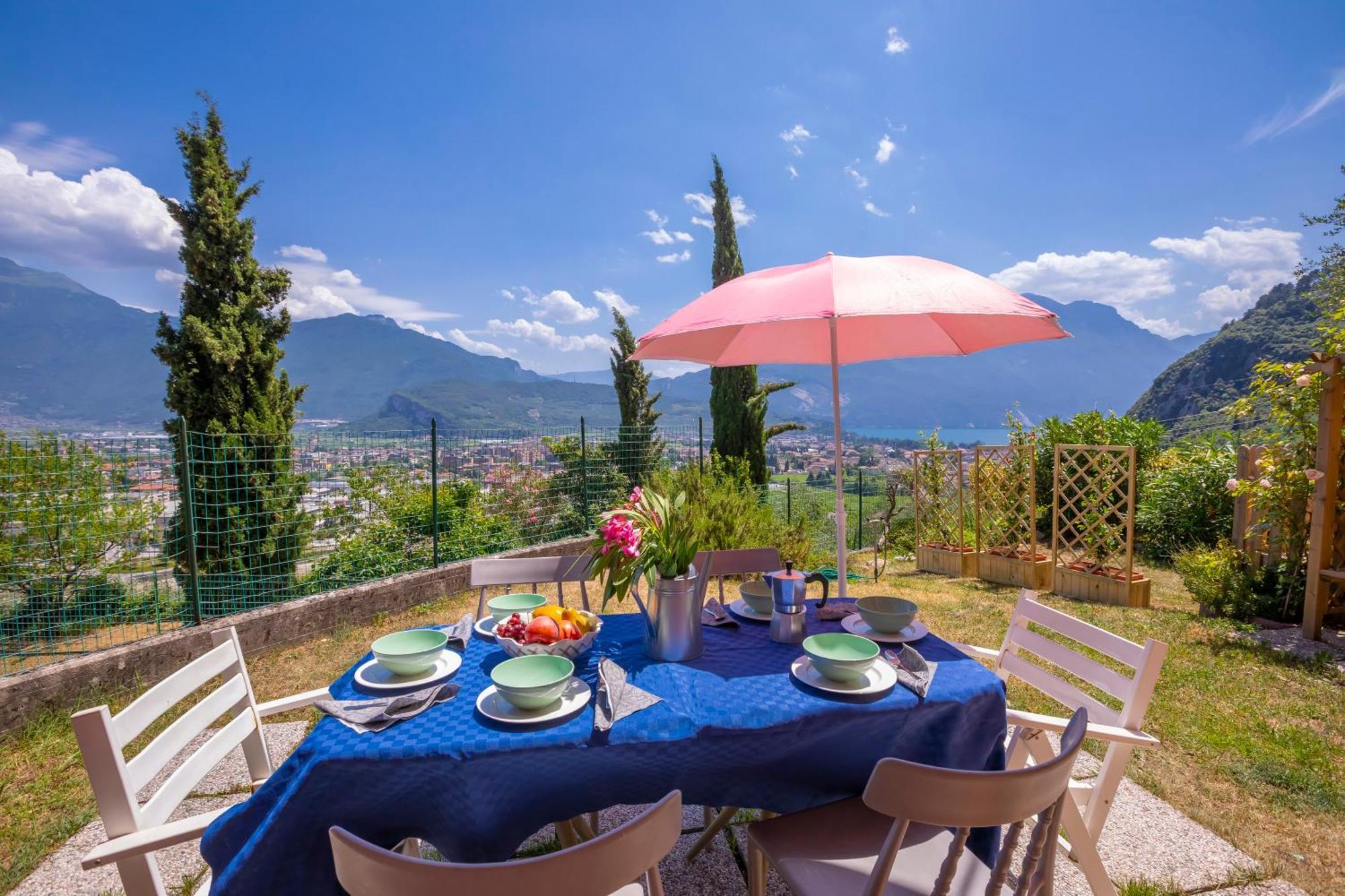 Casa Turchese - Happy Rentals Riva del Garda Luaran gambar